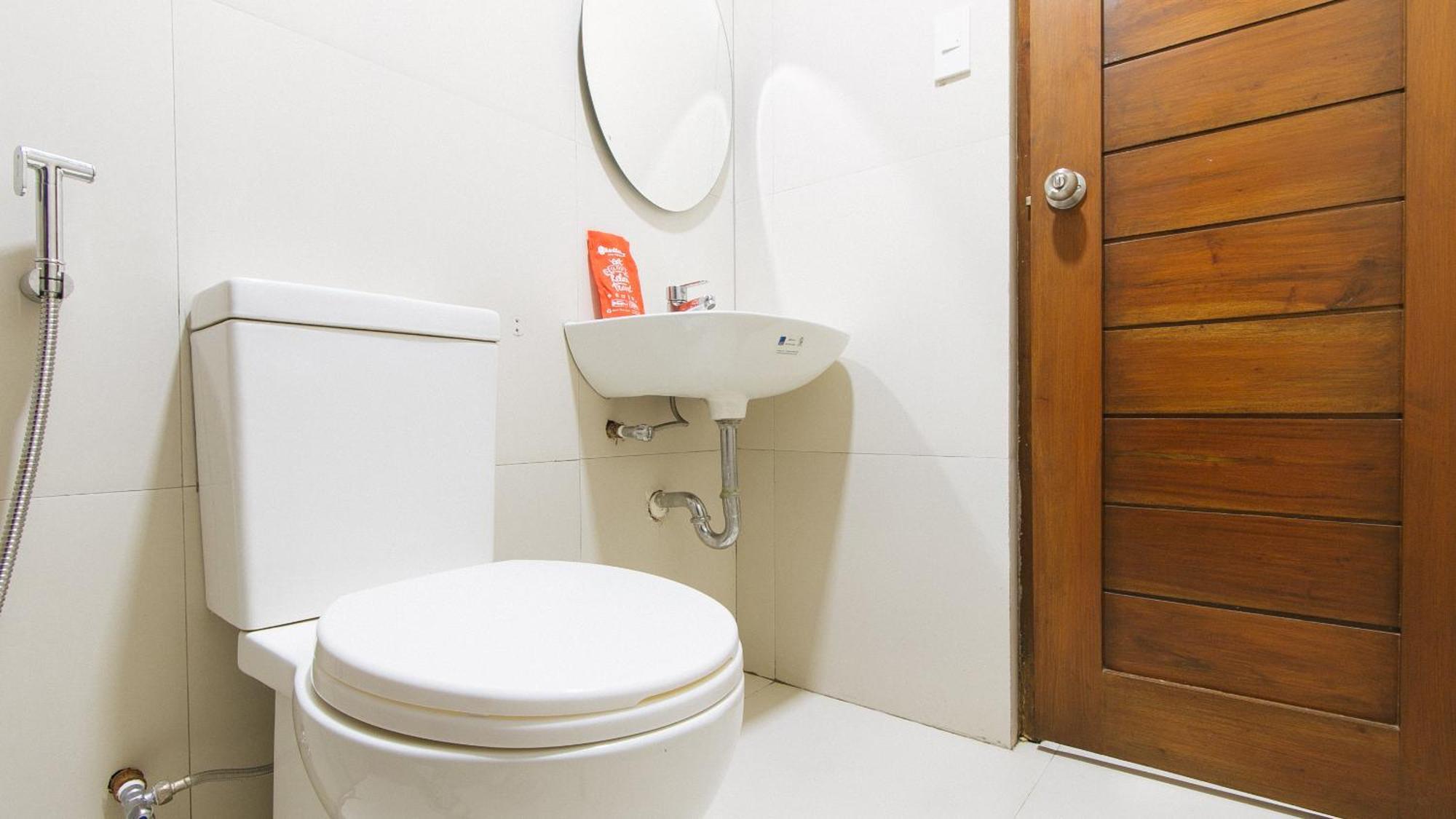 Reddoorz Near Fernwoods Garden Quezon City Exterior photo